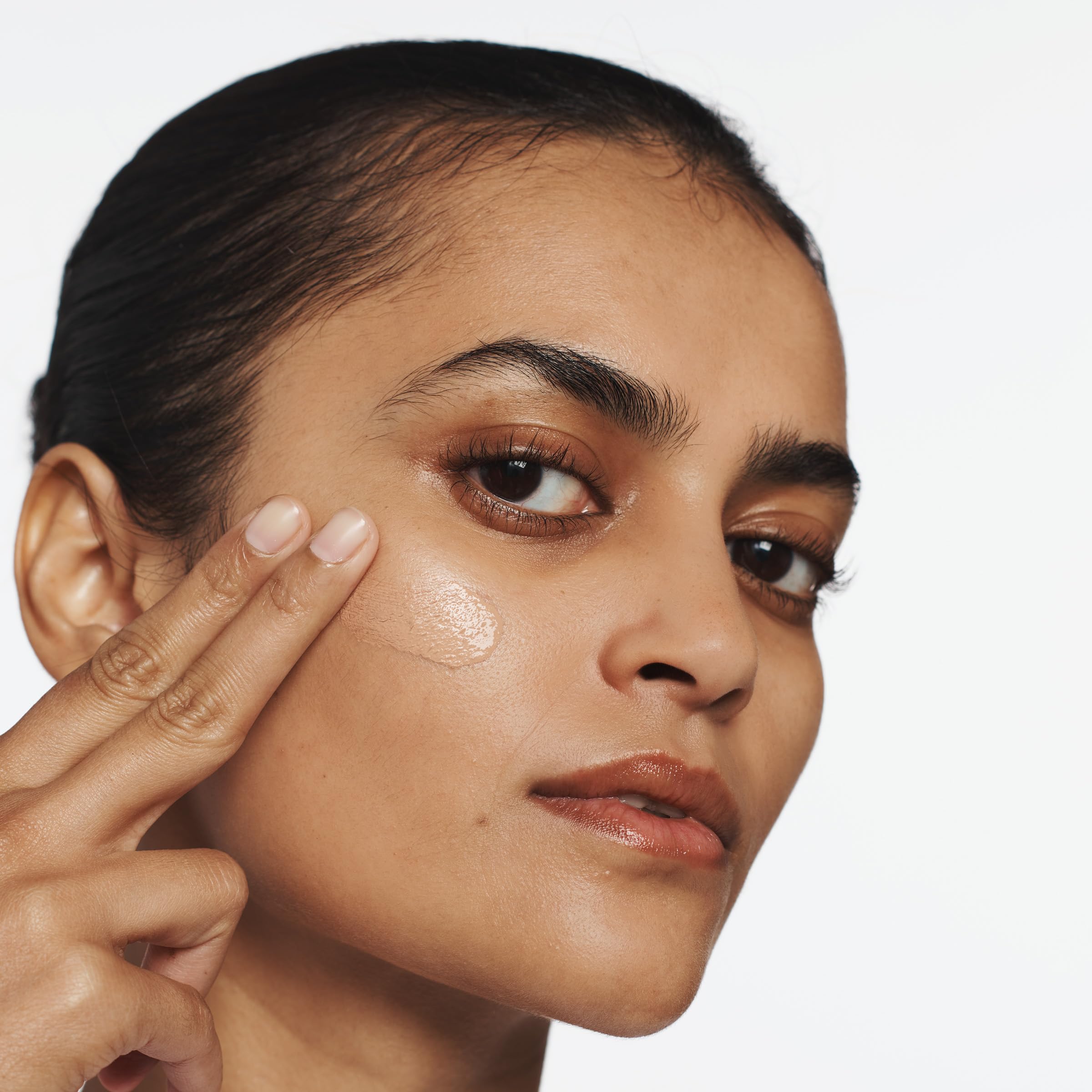 Clinique Superbalanced Oil Free Liquid Foundation Makeup For Dry to Oily Skin Types | Hydrating + Moisturizing, Cream Chamois, 1 Fl Oz